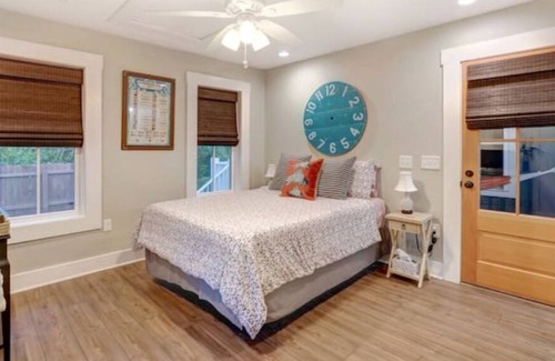 Isle of Hope Historic District Apartamento | Coastal Vibes at Isle of Hope - Mins from Downtown Savannah Tybee Beach!