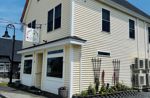 Winter Harbor Apartamento | Coastal View 1 Bedroom Apartment with Private Balcony in Winter Harbor, Maine