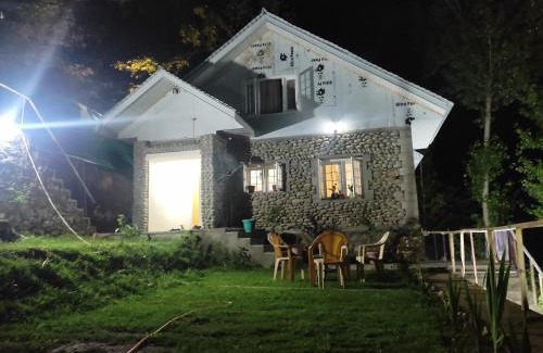 Brein Casa | COBBLE STONE HUT DARA HARWAN