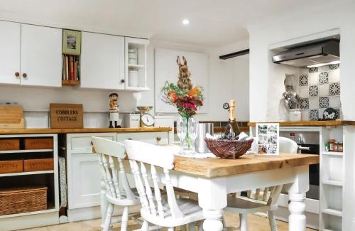 Petworth Casa | Cobblers Cottage