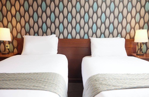 Stony Stratford Hotel | Cock Hotel Stony Stratford by Greene King Inns