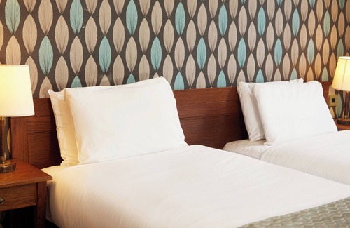 Stony Stratford Hotel | Cock Hotel Stony Stratford by Greene King Inns