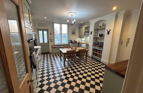 Sandy Apartamento | Cockayne Hatley Hall, a country house situated near to historic Cambridge