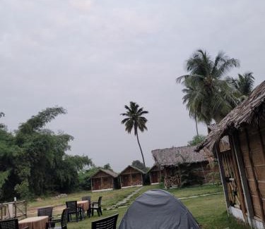 Kamalapur Casa | coconut tree guest house