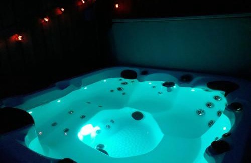 Saint-Sebastien-d'Aigrefeuille Casa | Cocoon Gîtes 2-4 ou 6 pers avec jacuzzi entre Anduze et Alès