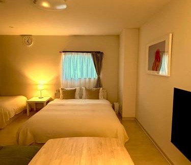 Fukuyama Apartamento | COCOSTAY 福山駅前 4人まで同額 レスタウロアバンティ JR福山駅から徒歩7分の移動に超便利な好立地 Great location 7min walk from JR sta