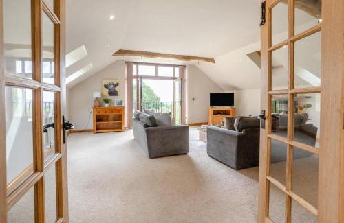 Cilybebyll Casa | Coed Y Nant Barn