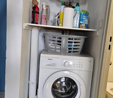 Saint-Denis Apartamento | Coeur Citadin - 4 personnes - Plein Centre Ville 2eme étage