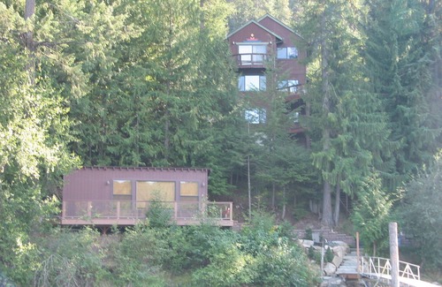 Coeur d'Alene Casa | Rockford Bay Waterfront Vacation Home con gran dársena