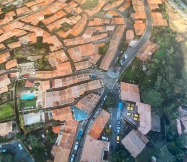 Bormes-Les-Mimosas Cama Y Desayuno | Coeur de village