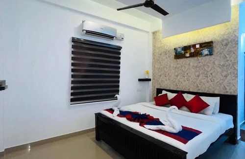 Siddapura Hotel | Cofiya Hotel and Restaurant