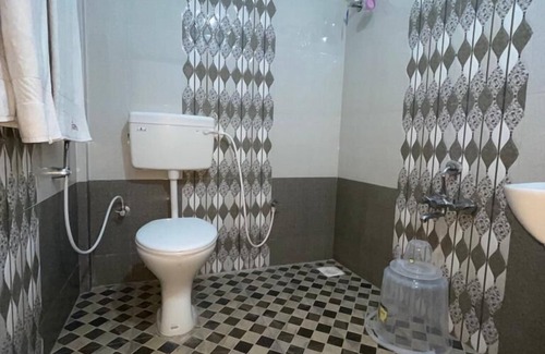 Siddapura Hotel | Cofiya Hotel and Restaurant