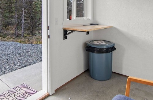 Sterling Cabina | Coho Cabin - Queen + Bunk Bed | A Cozy Woodland Setting