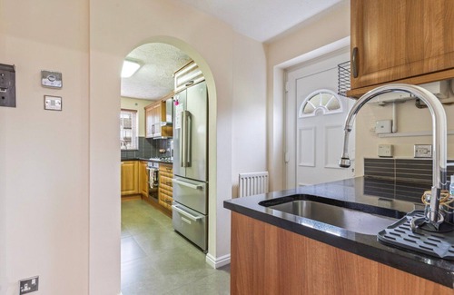Sutton Coldfield Casa | Cohost Partners 3BR Retreat with Conservatory