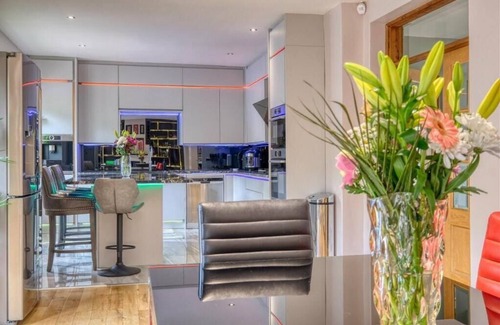 Seisdon Casa | Cohost Partners Luxury Family Retreat Birmingham