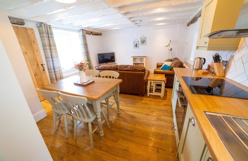 Tenby Cabaña | Casa rural escondida a poca distancia de Coast Path y Manorbier Village
