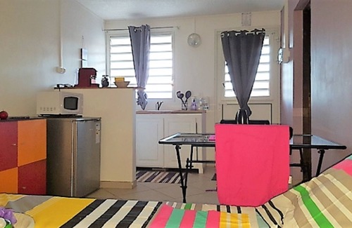 Fort-de-France Apartamento | COLIBRI PAGA en las alturas de fort de france totalmente equipado