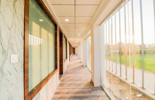 Lucknow Hotel | Collection O 73951 Rumma Inn Banthra