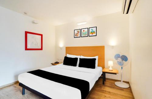 BTM 2nd Stage Hotel | Collection O Bangalore Jayadeva Hospital Metro Station