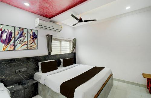 Hyderabad Hotel | Collection O Chirag Stay