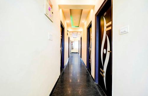 Bengaluru Hotel | Collection O Omkareshwara Temple Indore