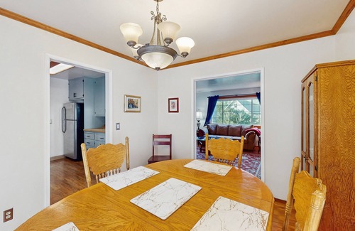 Humboldt Hill Casa | Colonial-style home w/fireplace, large yard, W/D - close to shopping & redwoods