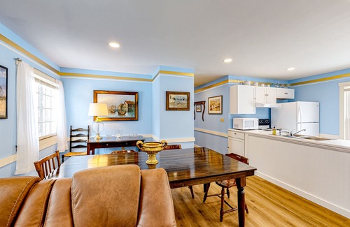 Boothbay Harbor Casa | Colorful duplex home with a large yard, deck, WiFi, & ideal Midcoast location