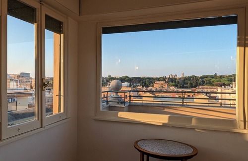 Celio Apartamento | Ático Domus Colosseo con espectacular vista de 360 ° desde el jardín de la azotea
