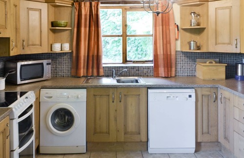 Saint Ann's Chapel Cabaña | 2 bedroom accommodation in Dunterton, near Tavistock