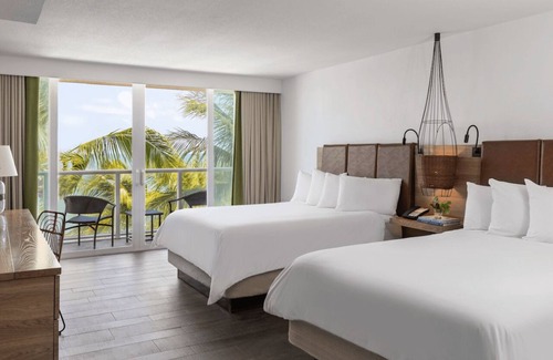 Upper Matecumbe Key Hotel | Come Create Memories w/ Fun-filled Adventures at this Paradise! Outdoor Pool!