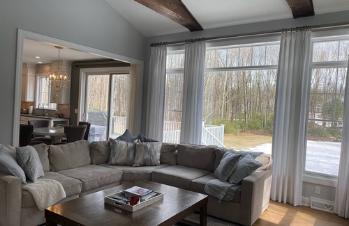 Saratoga Springs Casa | Come enjoy the track and the beautiful Saratoga Springs at our home!