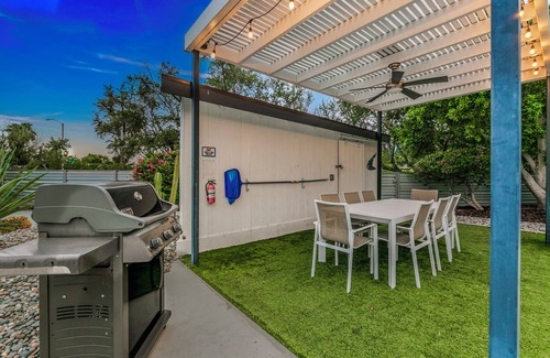 Sunrise Vista Chino Casa | Come Fly With Me - Palm Springs