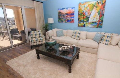 Palm Coast Casa | Come stroll along the beach and enjoy shared resort style amenities!