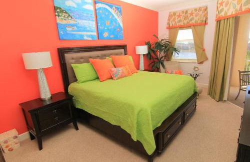 Palm Coast Casa | Come stroll along the beach and enjoy shared resort style amenities!