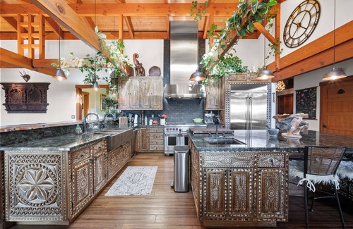 Occidental Casa | Come visit the Lodge at Freestone