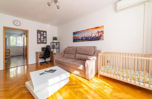 Hamor Apartamento | Comfort 14- Stylish retreat for travelers and business guests