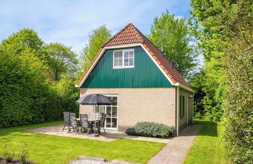 Wateren Casa | Comfort 6-person bungalow in the holiday park Landal Hunerwold State