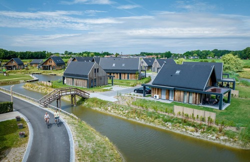Witmarsum Casa | Comfort 6-person residence in the holiday park Landal Elfstedenhart
