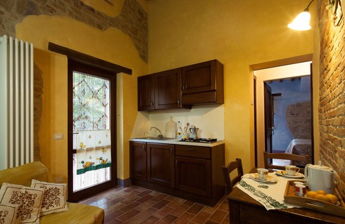 Pesaro Apartamento | Apartamentos en villas, a pocos pasos del mar: Ca 'Princivalle apt. Rosa
