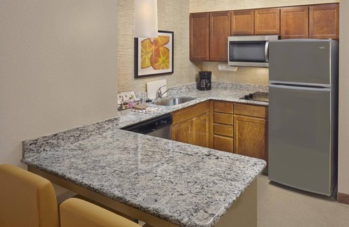 Avon Apartamento | Comfort and Convenience! 4 Cozy Units w/Free Breakfast and Parking!