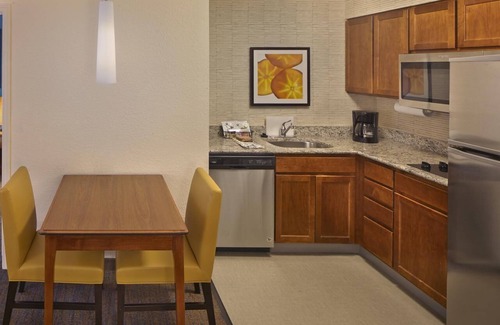 Avon Apartamento | Comfort and Convenience! 4 Cozy Units w/Free Breakfast and Parking!