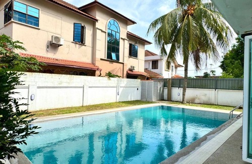 Kampung Alor Akar Casa | Comfort and Luxury House