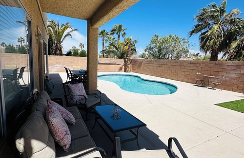 Las Vegas Casa | Casas de confort Licencia # G67-011372