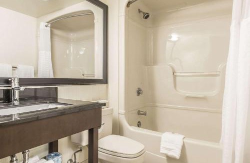 Sept-Iles Hotel | Comfort Inn