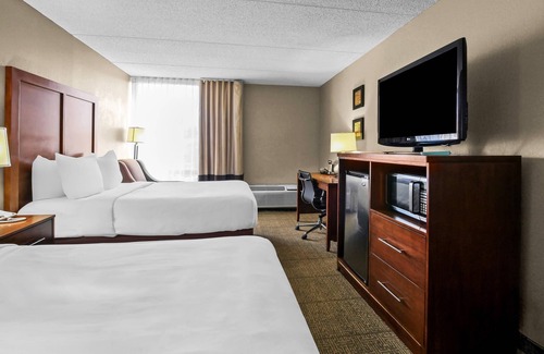 Mars Hotel | Comfort Inn Cranberry Township