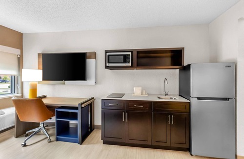 Mayfield Heights Hotel | Comfort Inn Mayfield Heights Cleveland East