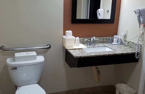 Mars Hill Hotel | Comfort Inn North of Asheville