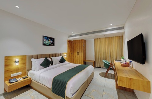 Ahmedabad Hotel | Comfort Inn sapphire Chandkheda