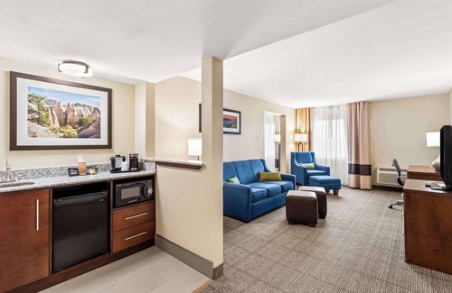 Albuquerque Hotel | Comfort Inn & Suites Albuquerque Downtown