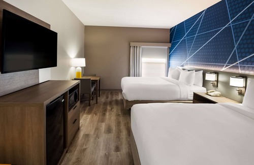 Fishers Hotel | Comfort Inn & Suites Fishers - Indianapolis